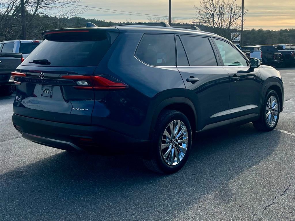 Used 2024 Toyota Grand Highlander Platinum image 6