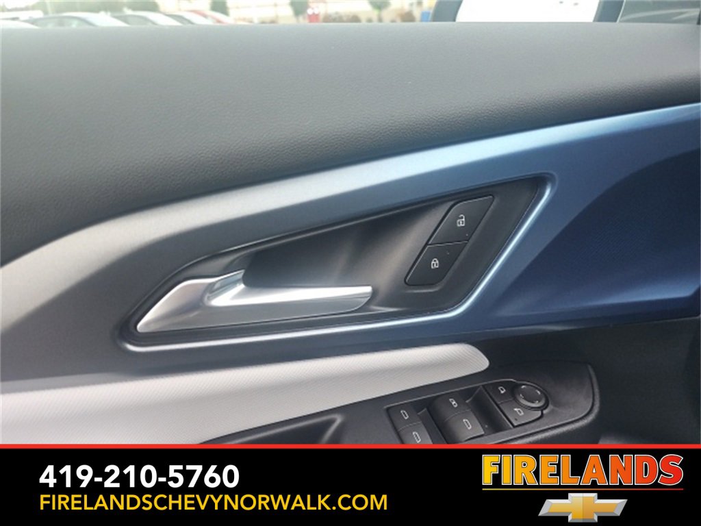 New 2026 Chevrolet Equinox EV LT image 25