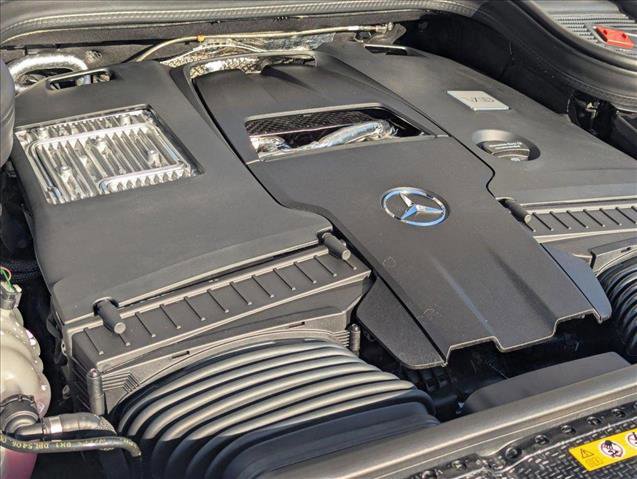 New 2025 Mercedes-Benz GLS 580 4MATIC image 15