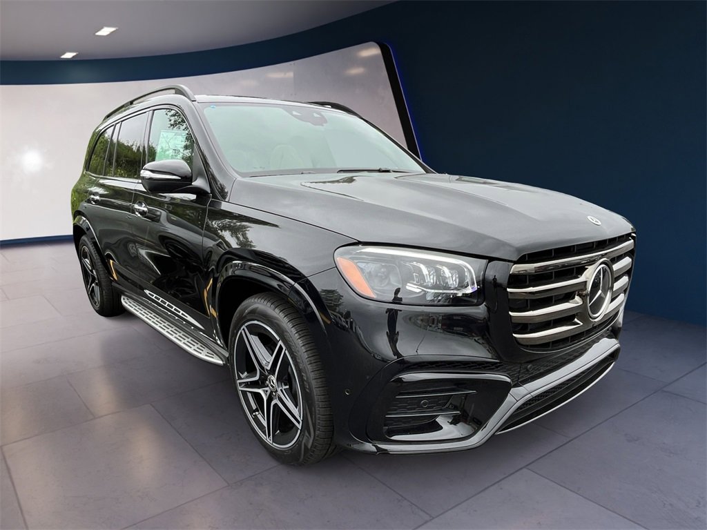 New 2025 Mercedes-Benz GLS 450 4MATIC image 4