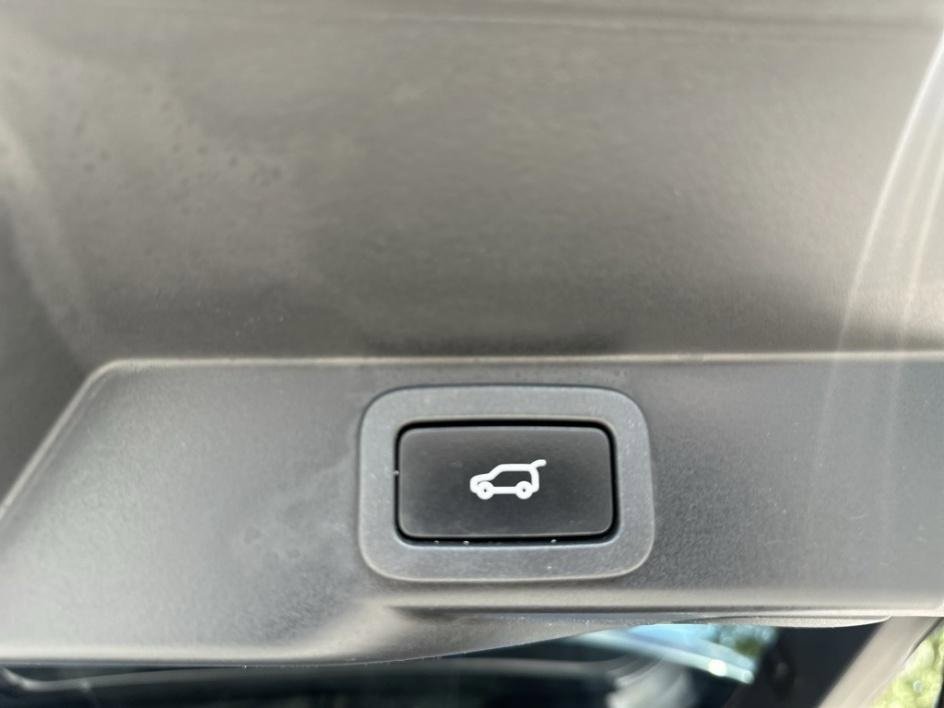 Used 2017 Land Rover Range Rover Sport HSE Dynamic image 21