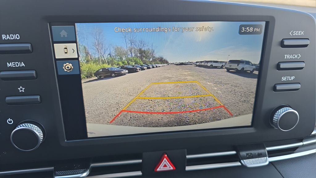 New 2026 Hyundai Elantra SE FWD image 19