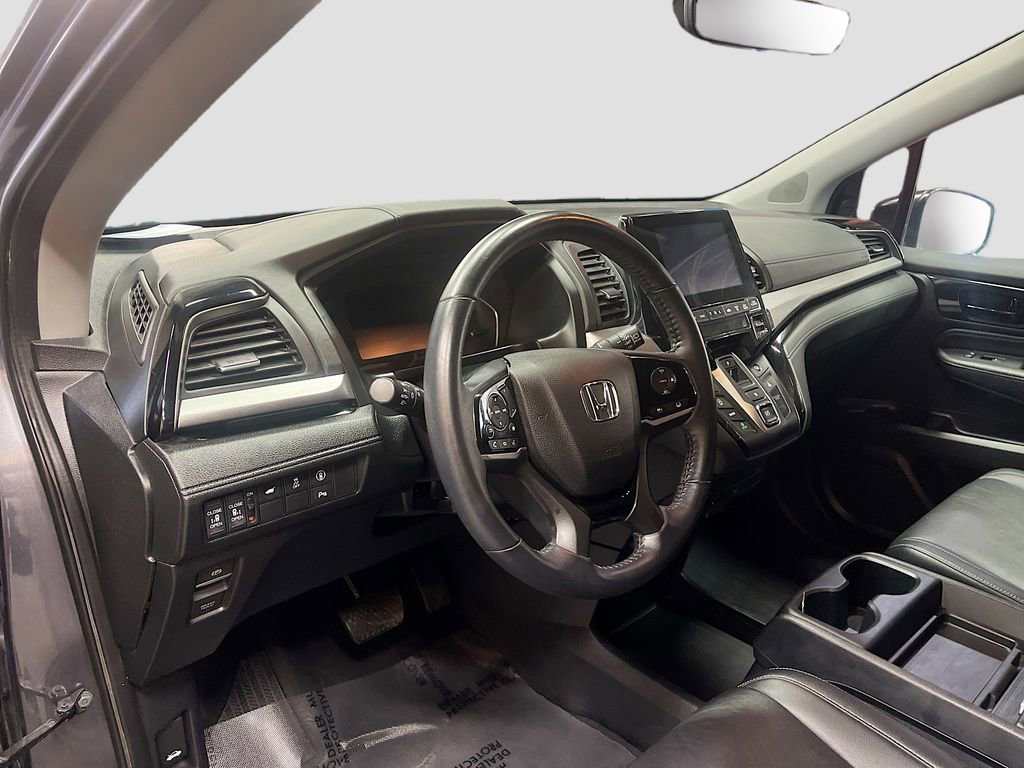 Used 2023 Honda Odyssey Touring image 9