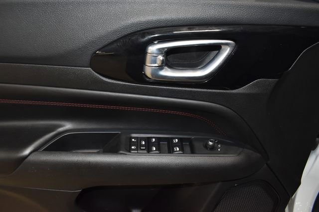 Certified 2025 Jeep Compass Trailhawk image 25