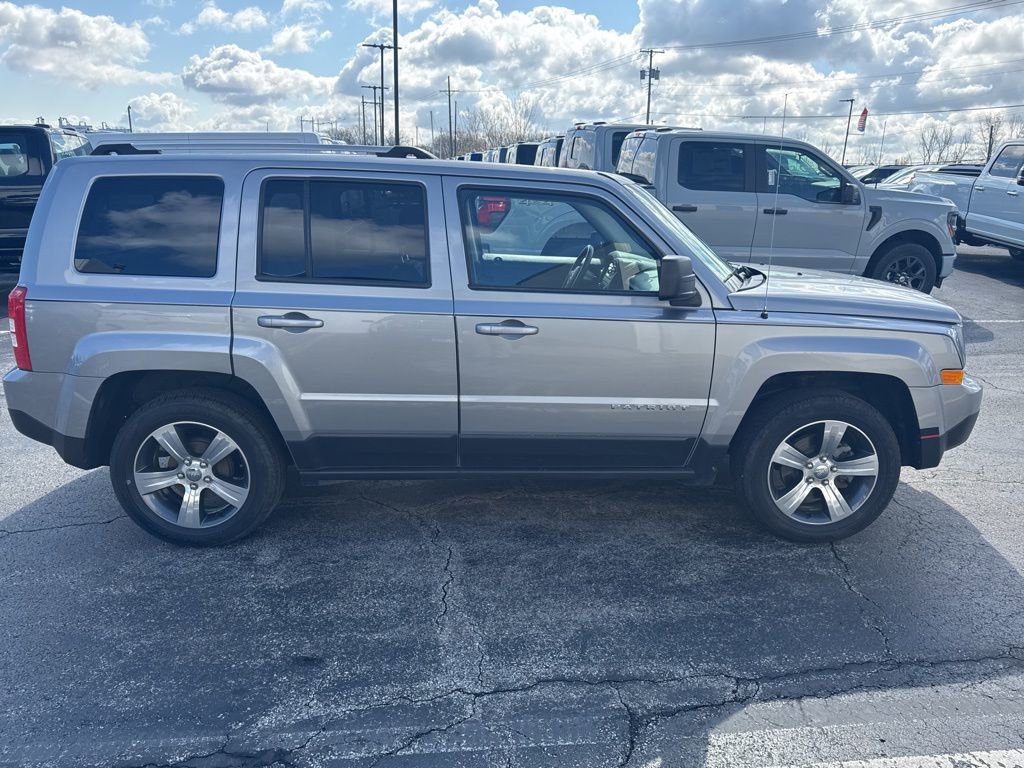 Used 2016 Jeep Patriot High Altitude image 7