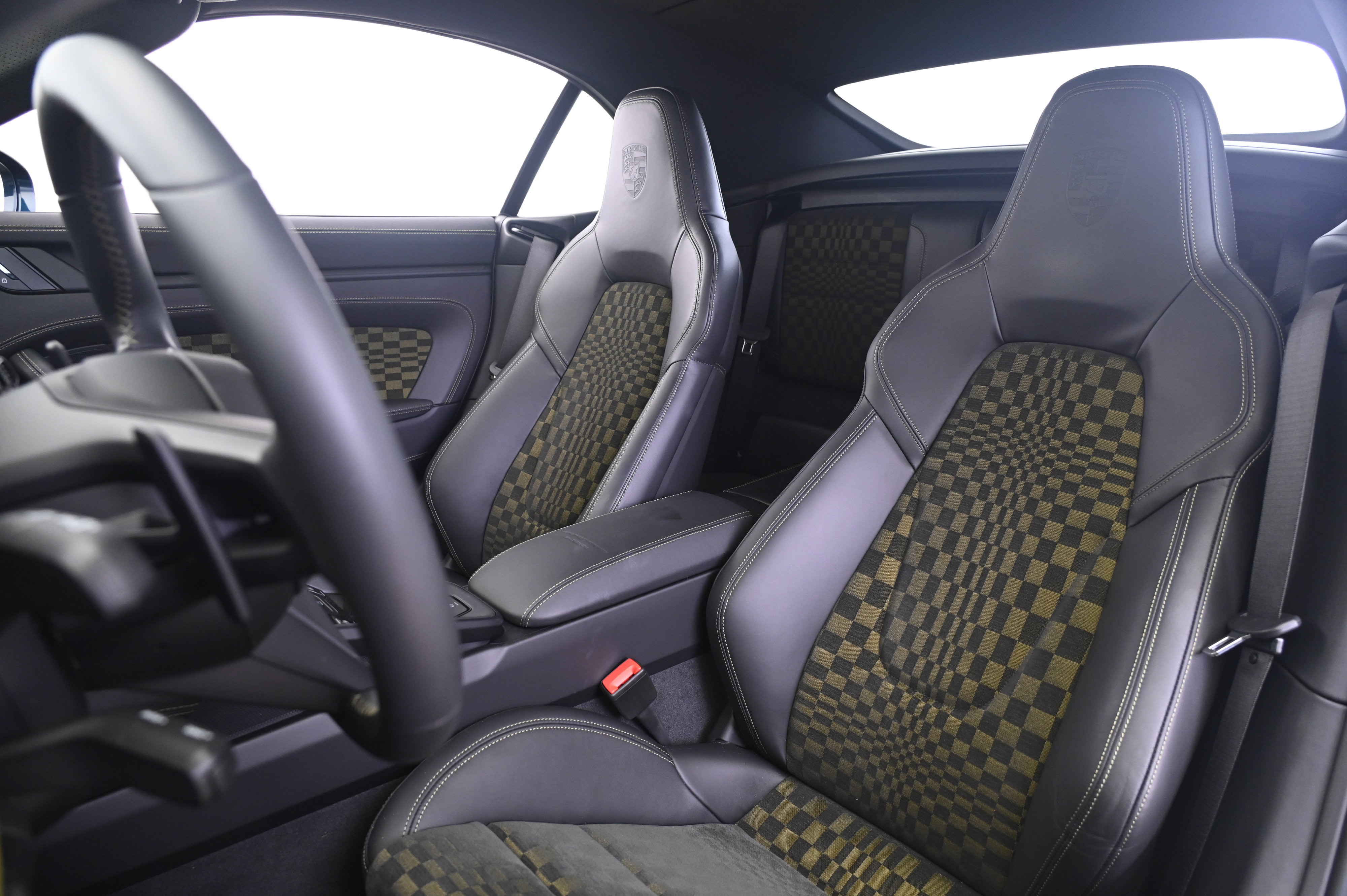 Certified 2026 Porsche 911 GTS RWD image 5