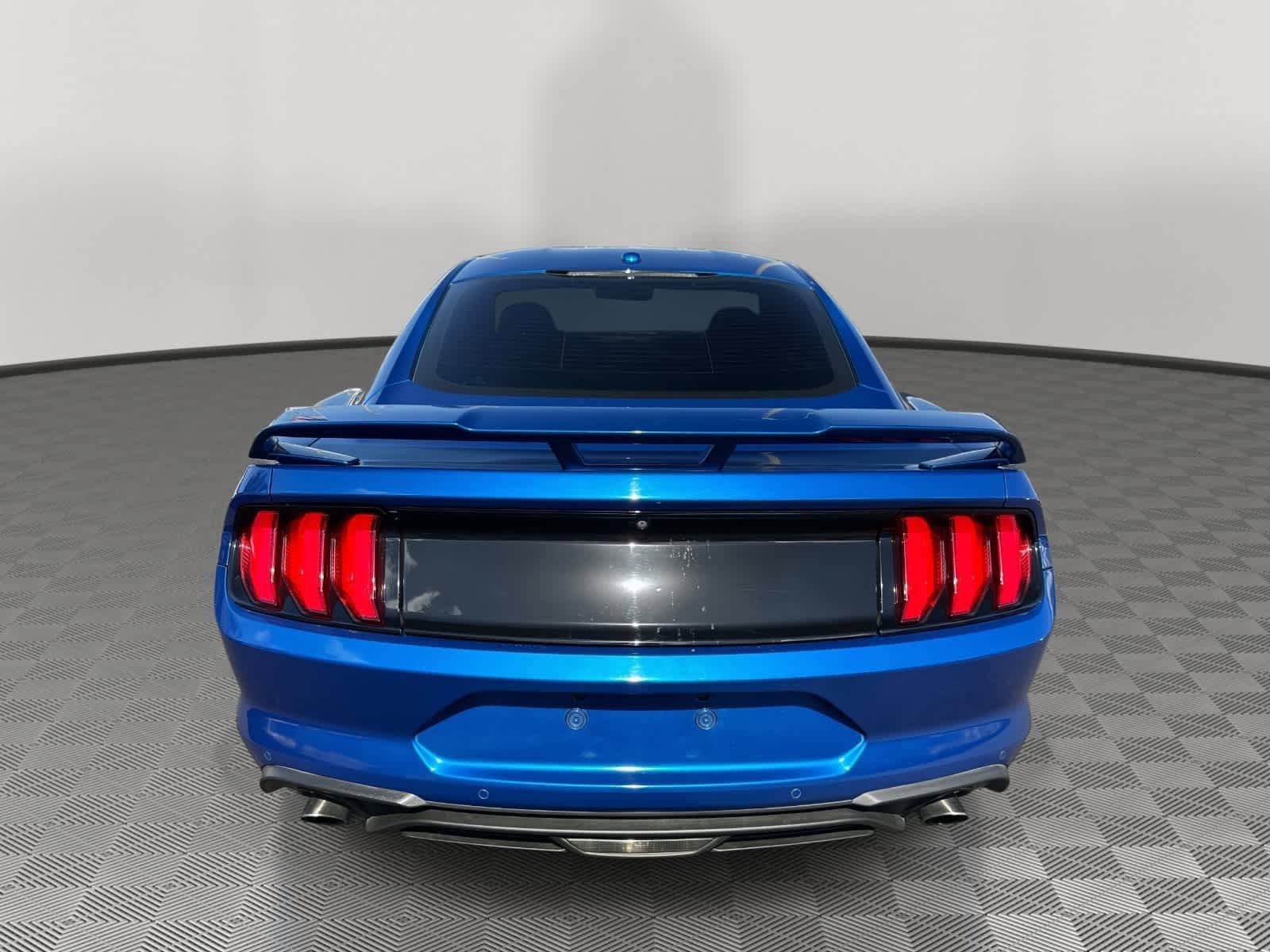 Used 2018 Ford Mustang Premium w/ Ecoboost Performance Package RWD image 9