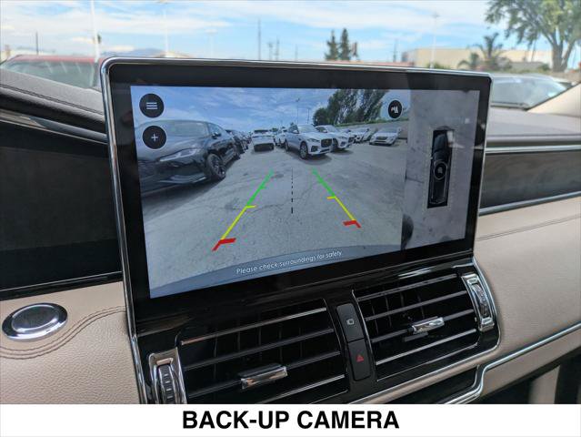 Used 2024 Lincoln Navigator Reserve AWD/4WD image 19