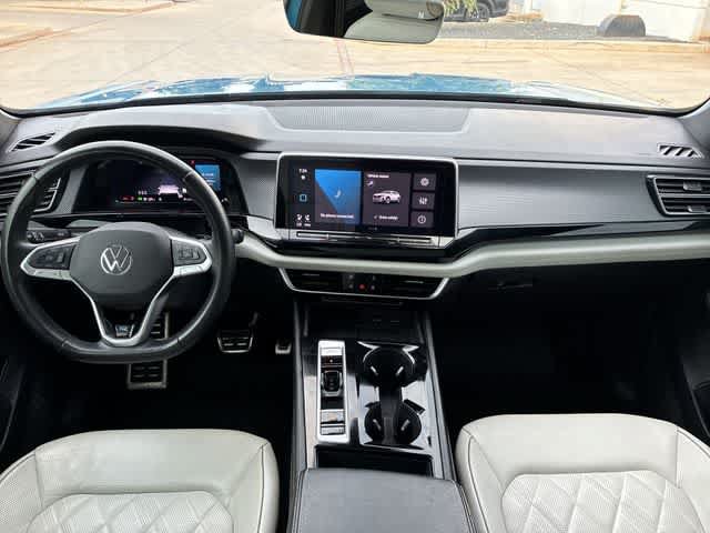 Used 2024 Volkswagen Atlas Cross Sport SEL Premium R-Line AWD/4WD image 16