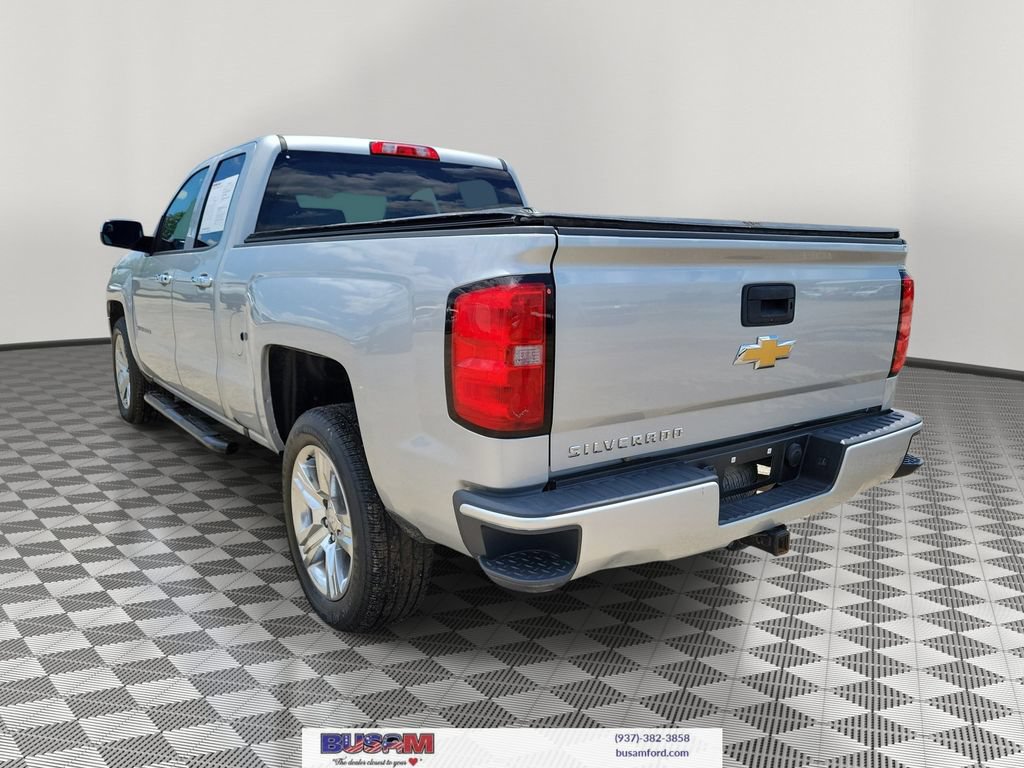 Used 2017 Chevrolet Silverado 1500 Custom w/ Custom Convenience Package RWD image 4