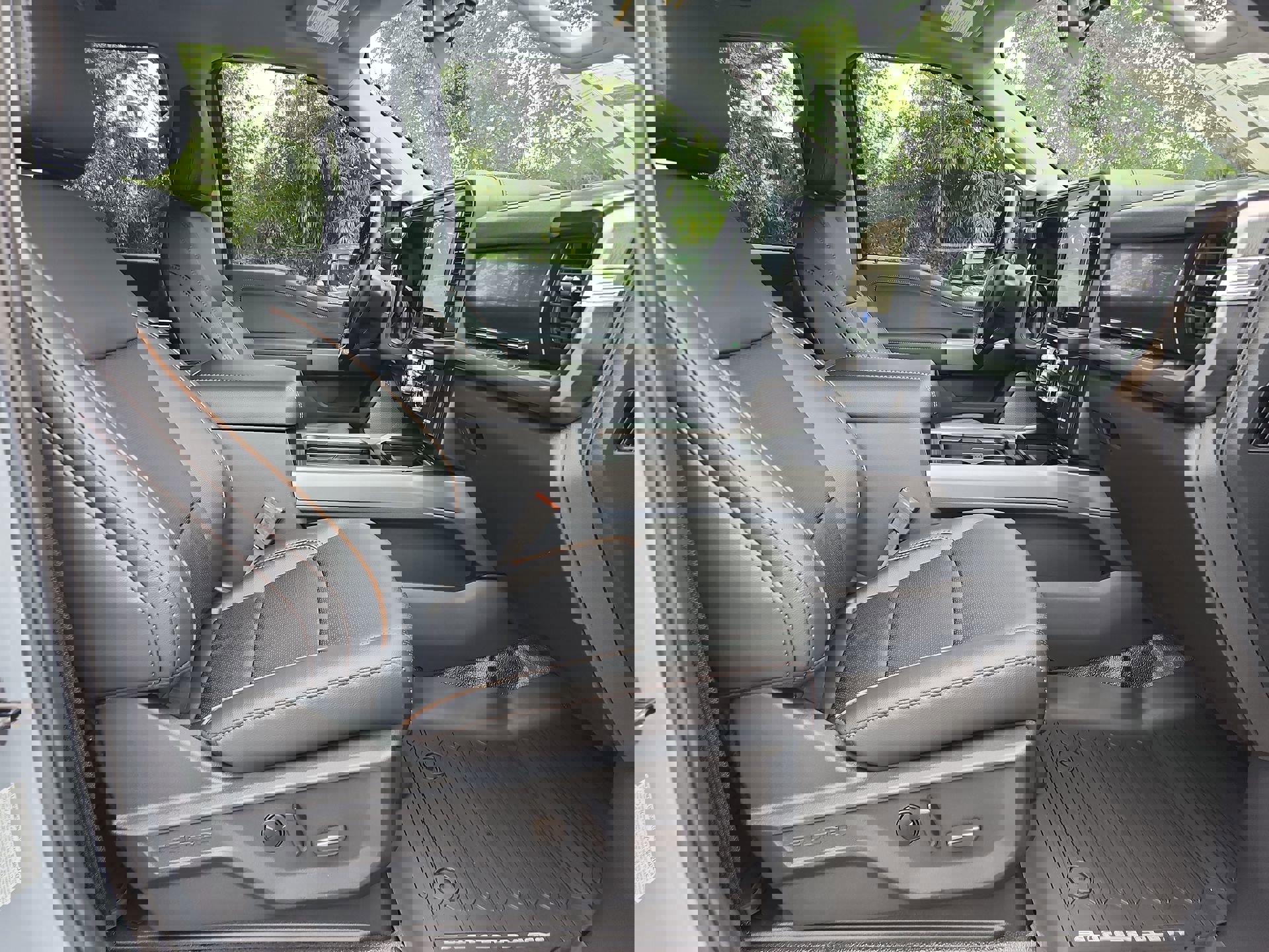 New 2026 Ford F250 Lariat image 18