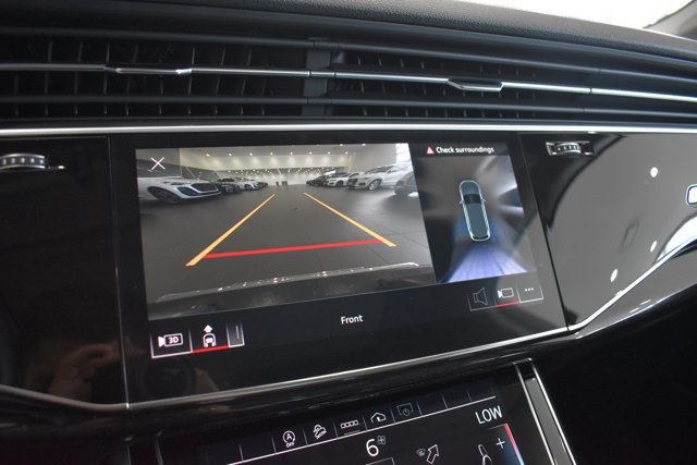 Used 2023 Audi Q7 3.0T Premium Plus AWD/4WD image 16