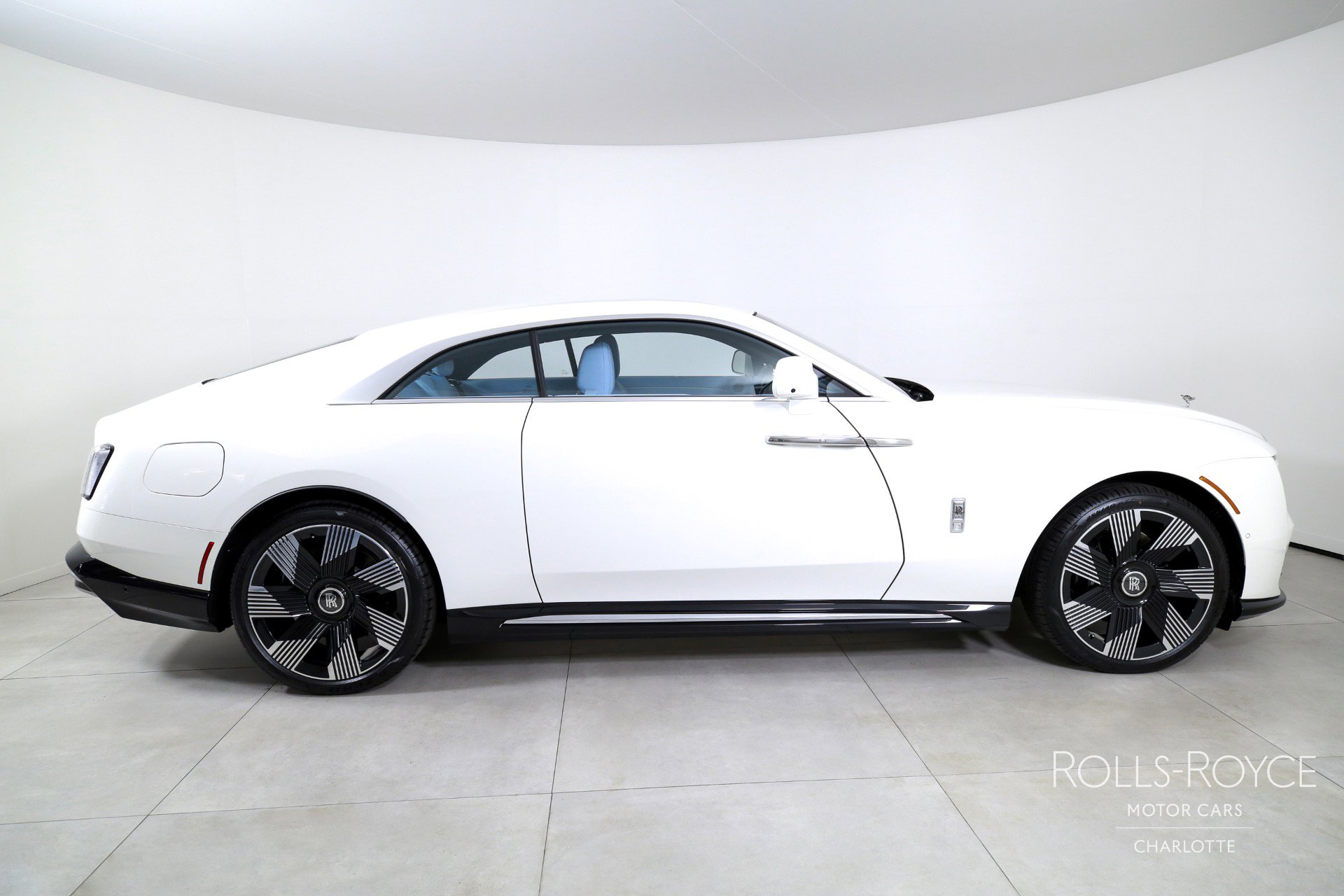 New 2025 Rolls-Royce Spectre w/ Spectre Enhancement Package image 9