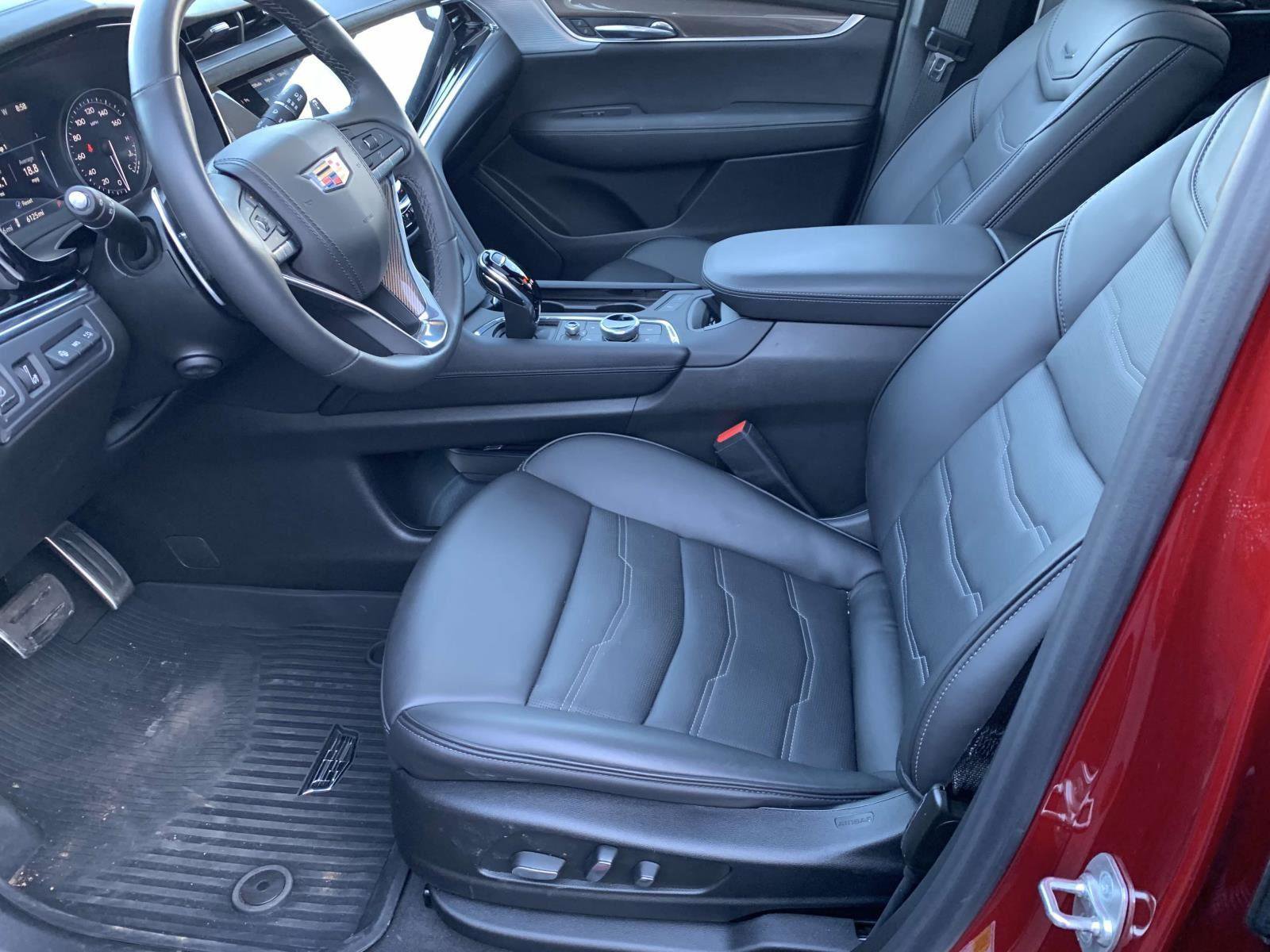 Certified 2024 Cadillac XT6 Sport w/ Platinum Package image 7