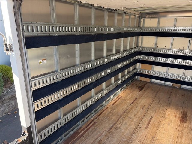 Used 2020 Chevrolet Express 3500 image 15