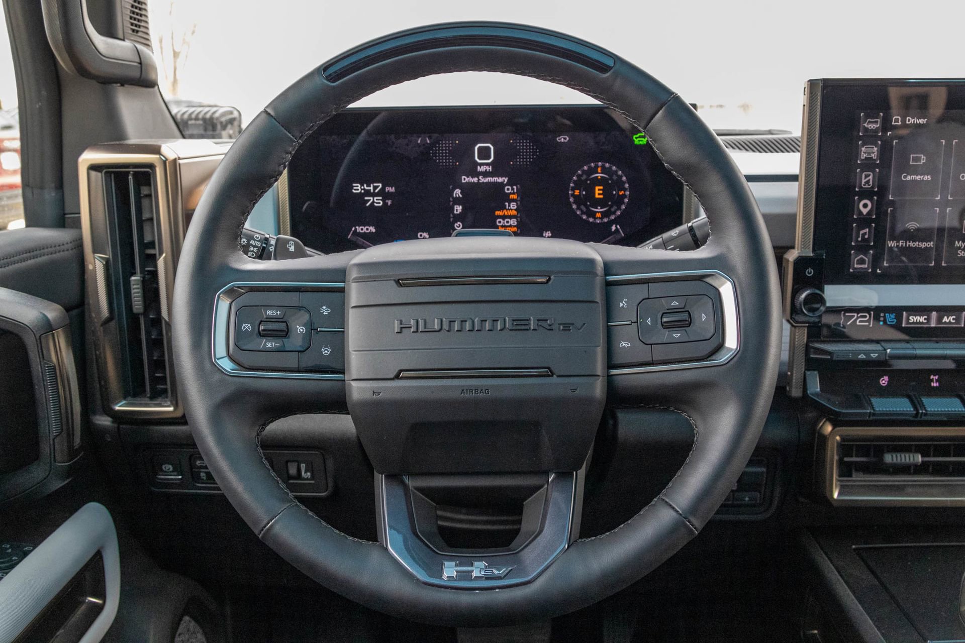 Used 2024 GMC Hummer EV 3X w/ Omega Edition image 30