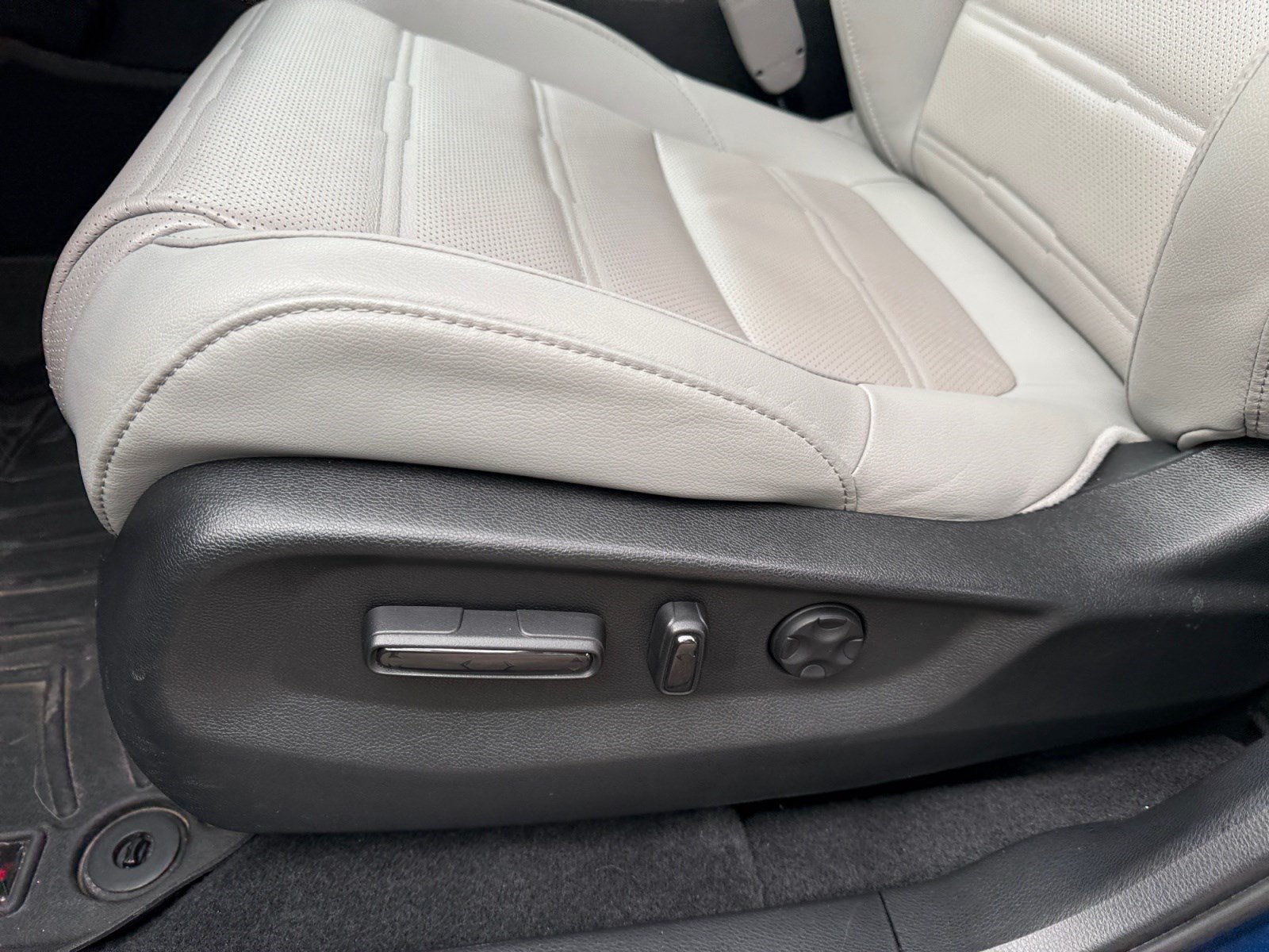 Used 2021 Honda CR-V EX-L image 14