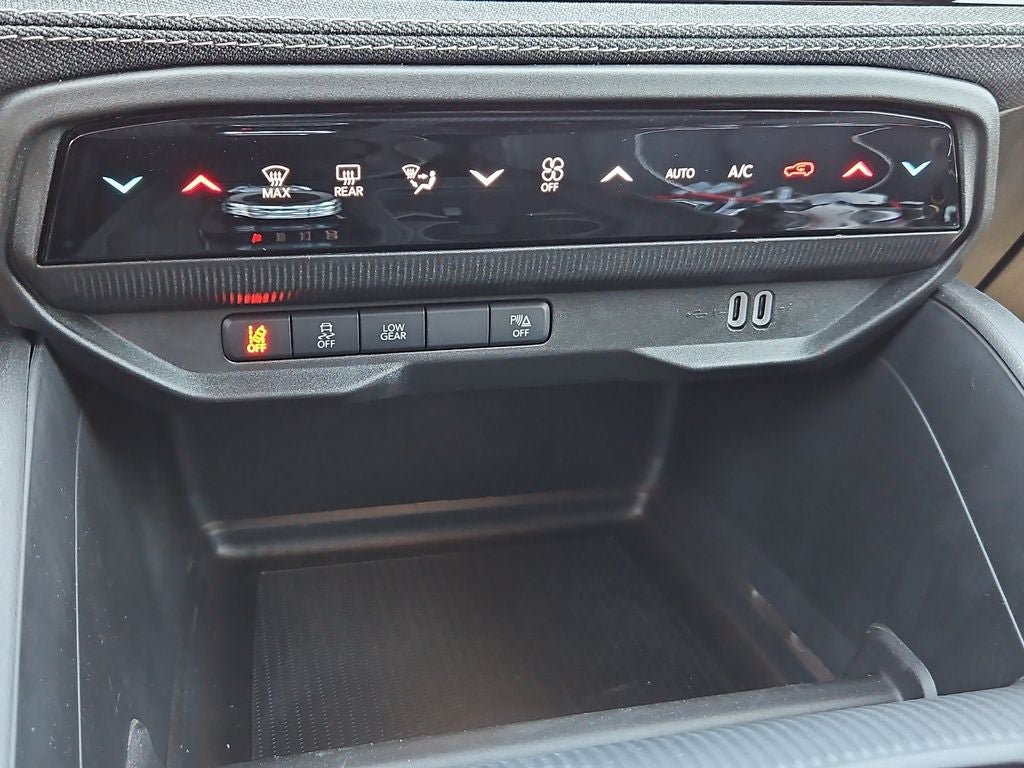 New 2026 Jeep Cherokee Laredo AWD/4WD image 27