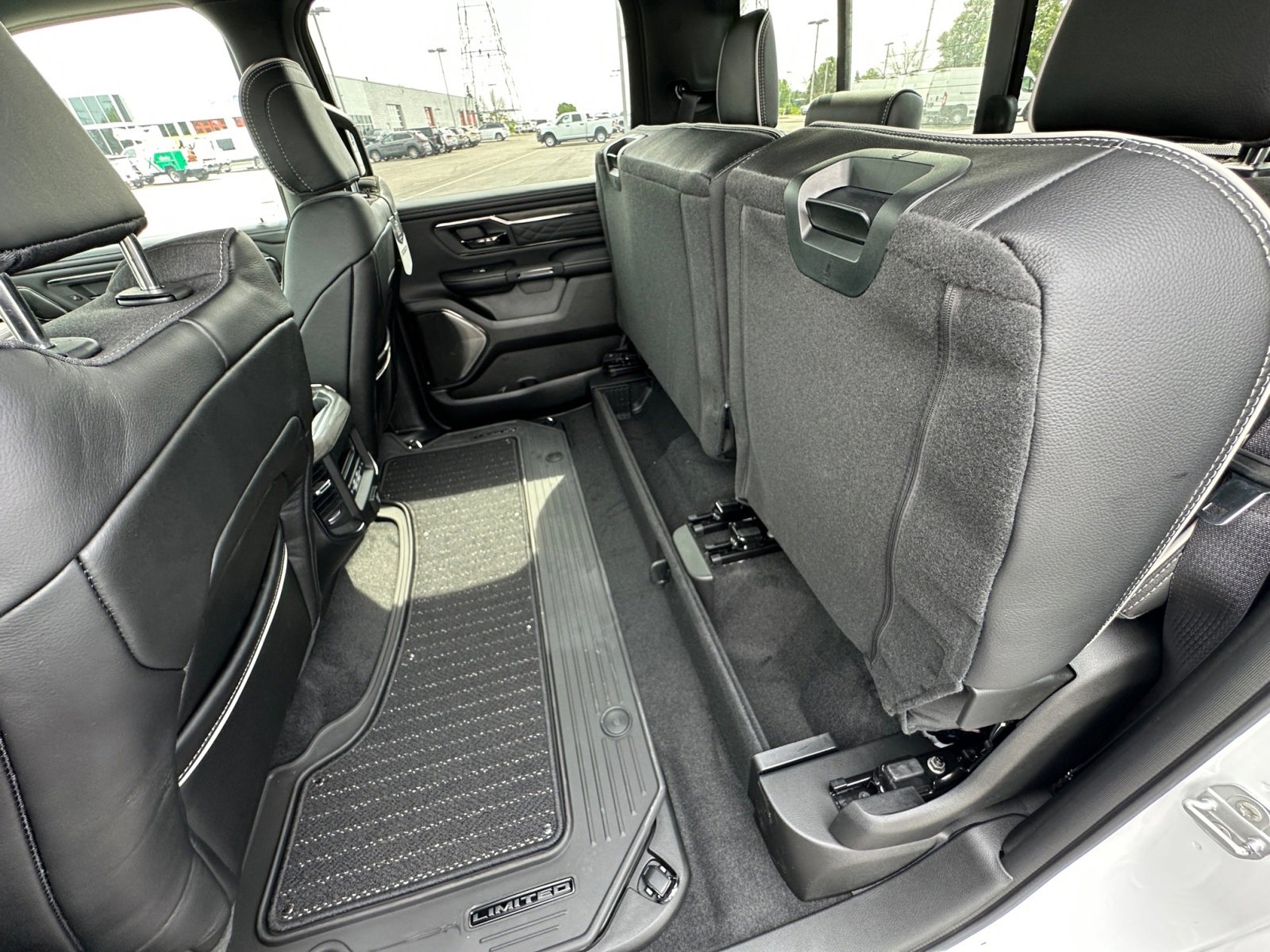 New 2025 RAM 1500 Limited image 43