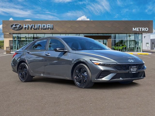 New 2026 Hyundai Elantra SEL Sport FWD image 1