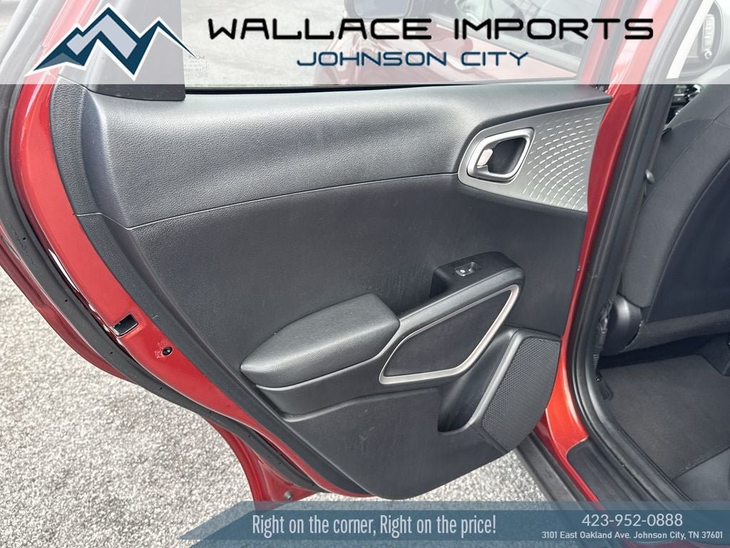 Used 2022 Kia Soul LX w/ Technology Package FWD image 31