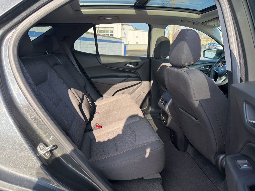 Used 2018 Chevrolet Equinox LT w/ Sun & Infotainment Package image 24