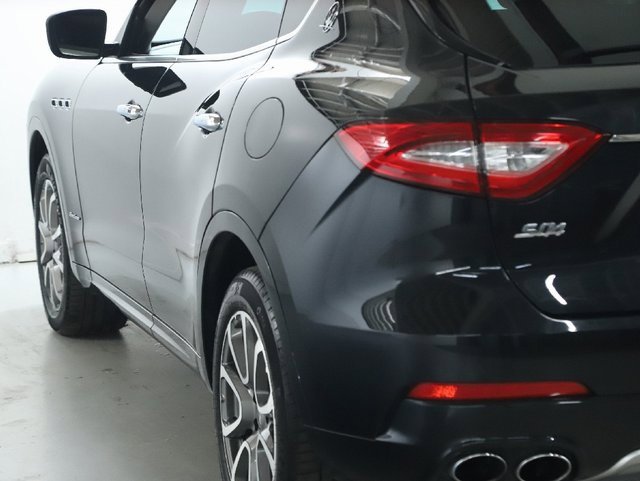 Used 2018 Maserati Levante S GranLusso image 42