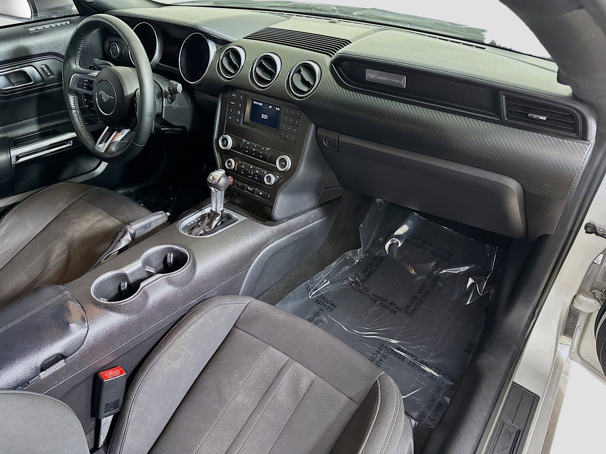 Used 2019 Ford Mustang Coupe image 28