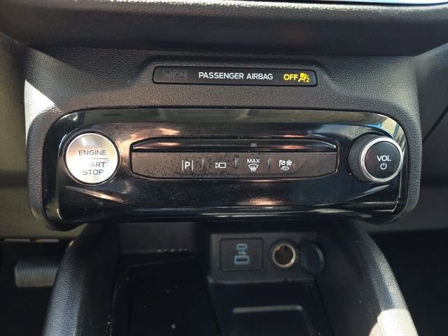 Used 2023 Ford Escape Platinum w/ Class II Trailer Tow Package image 22