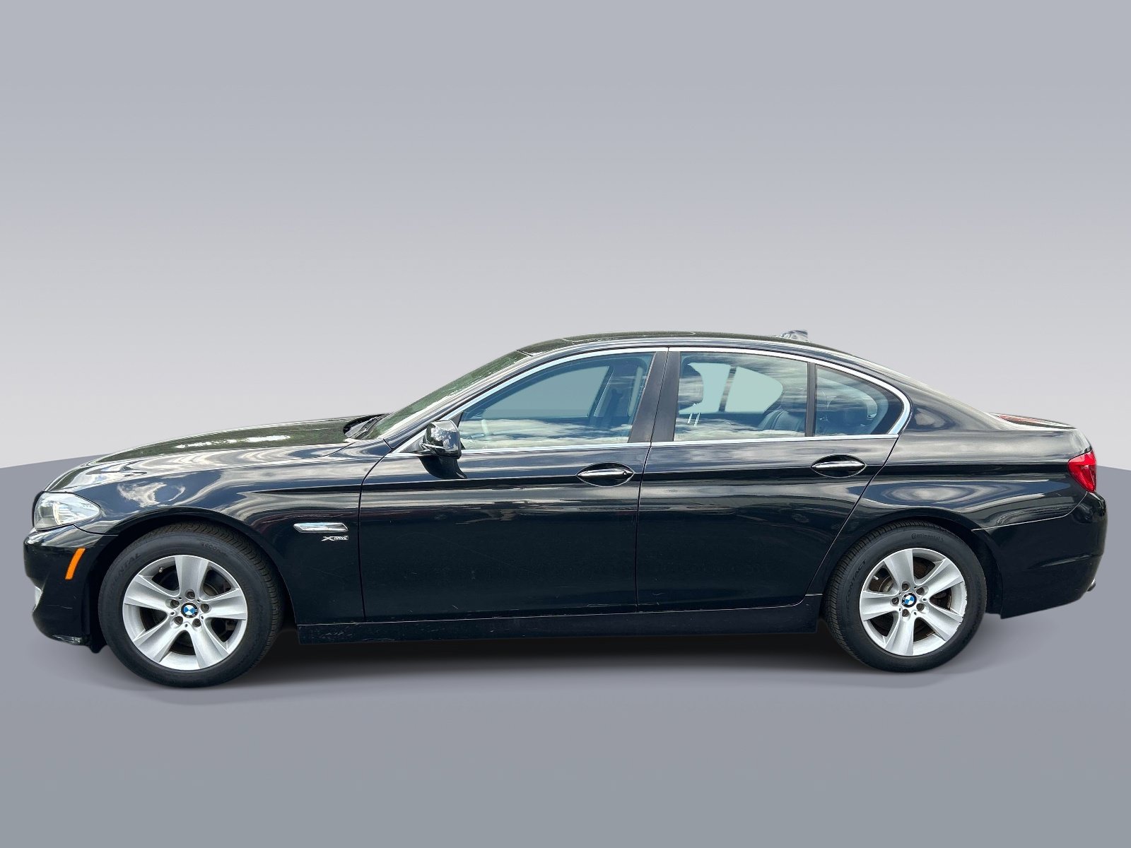 Used 2012 BMW 528i xDrive Sedan AWD/4WD image 6