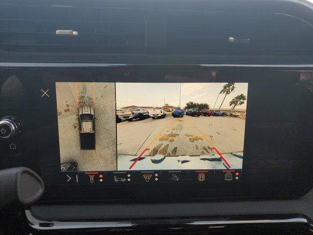 New 2026 GMC Sierra 2500 AT4 image 27