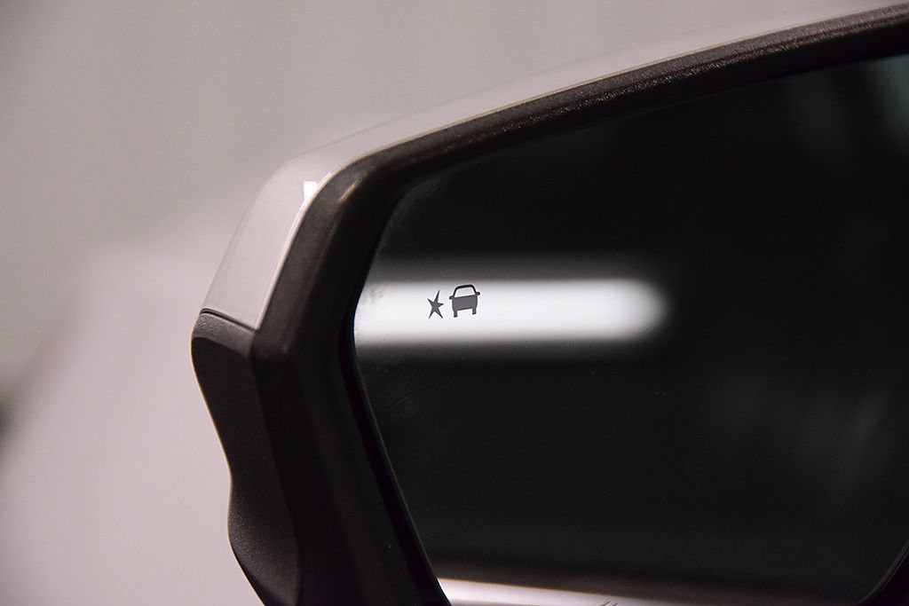 Used 2021 Chevrolet Equinox LT AWD/4WD image 13