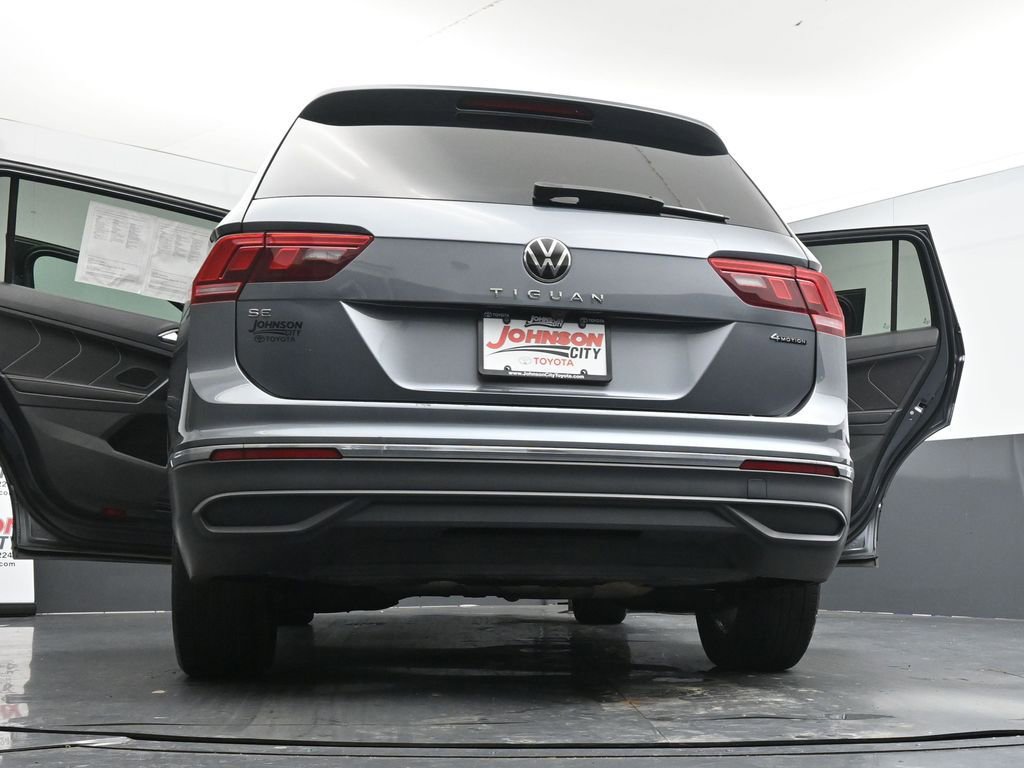 Used 2023 Volkswagen Tiguan SE image 44
