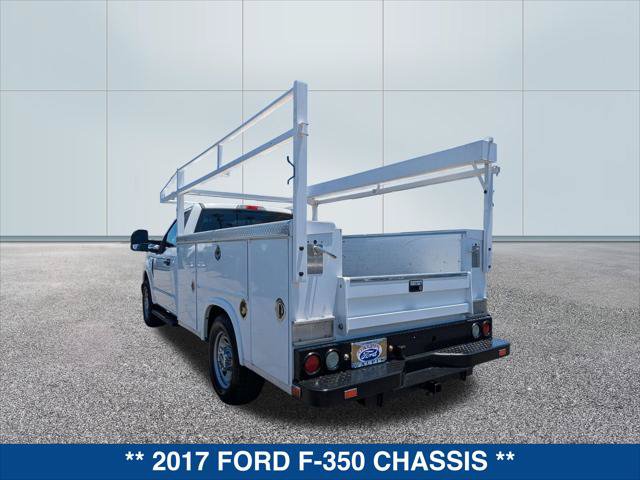 Used 2017 Ford F350 XL w/ Power Equipment Group RWD image 3