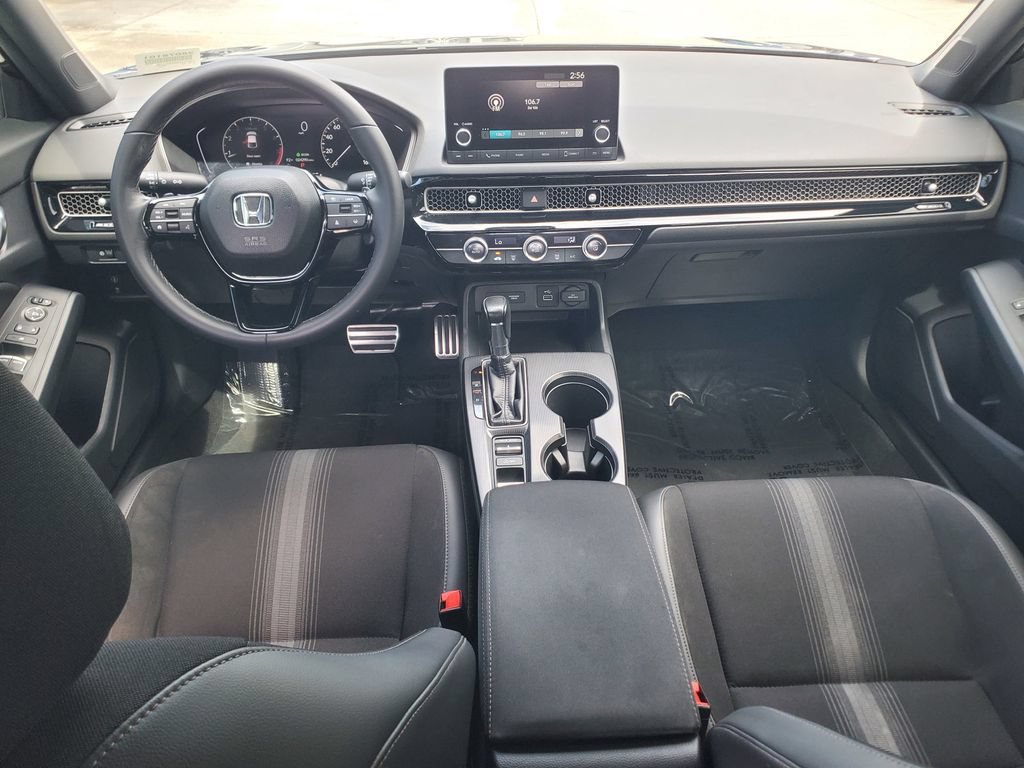 Used 2023 Honda Civic Sport image 9