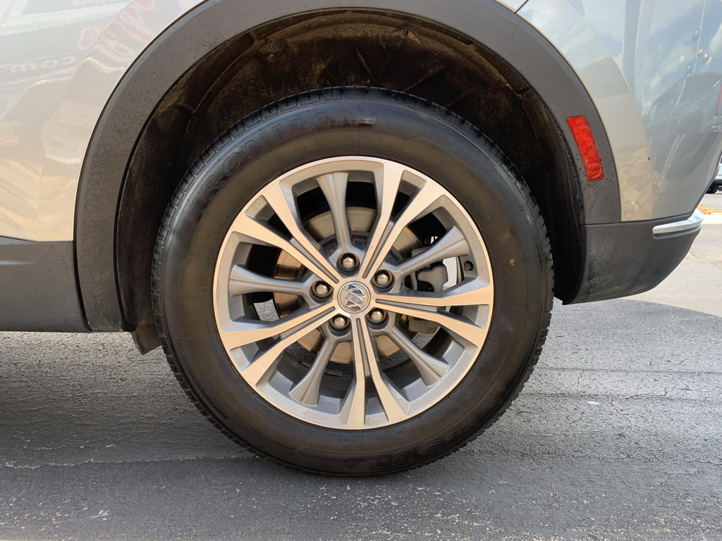 Used 2023 Buick Envision Preferred image 32