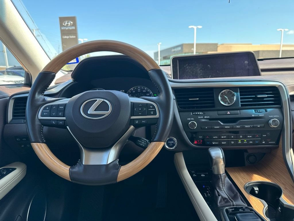 Used 2019 Lexus RX 450hL Premium w/ Premium Package AWD/4WD image 13