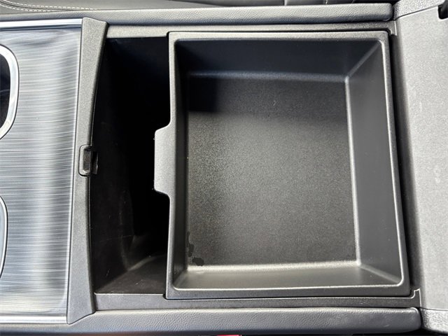 Used 2024 GMC Acadia Elevation image 32