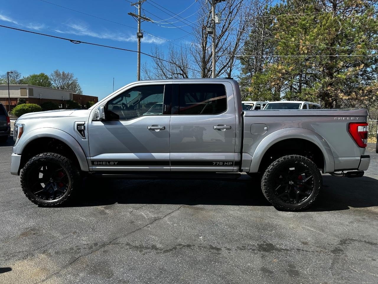 Used 2023 Ford F150 Lariat w/ Equipment Group 502A High AWD/4WD image 7