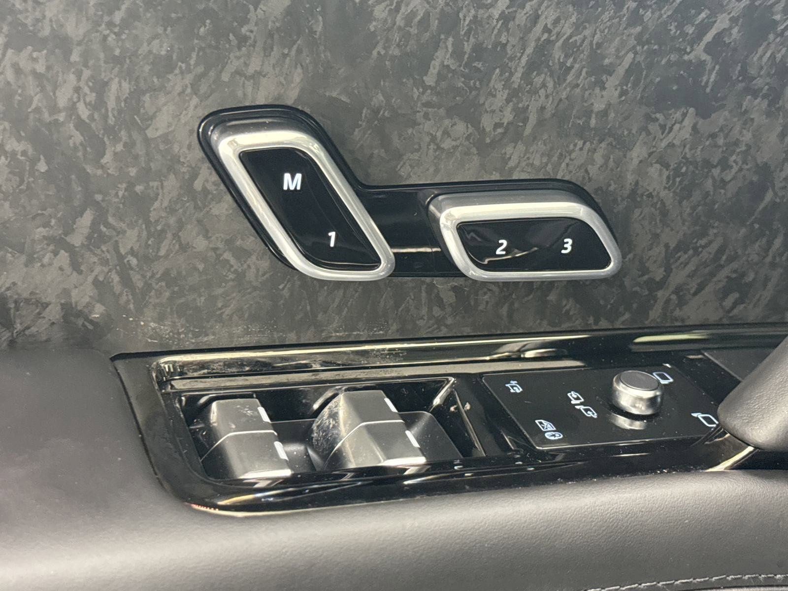 New 2025 Land Rover Range Rover Sport SV Edition Two image 12