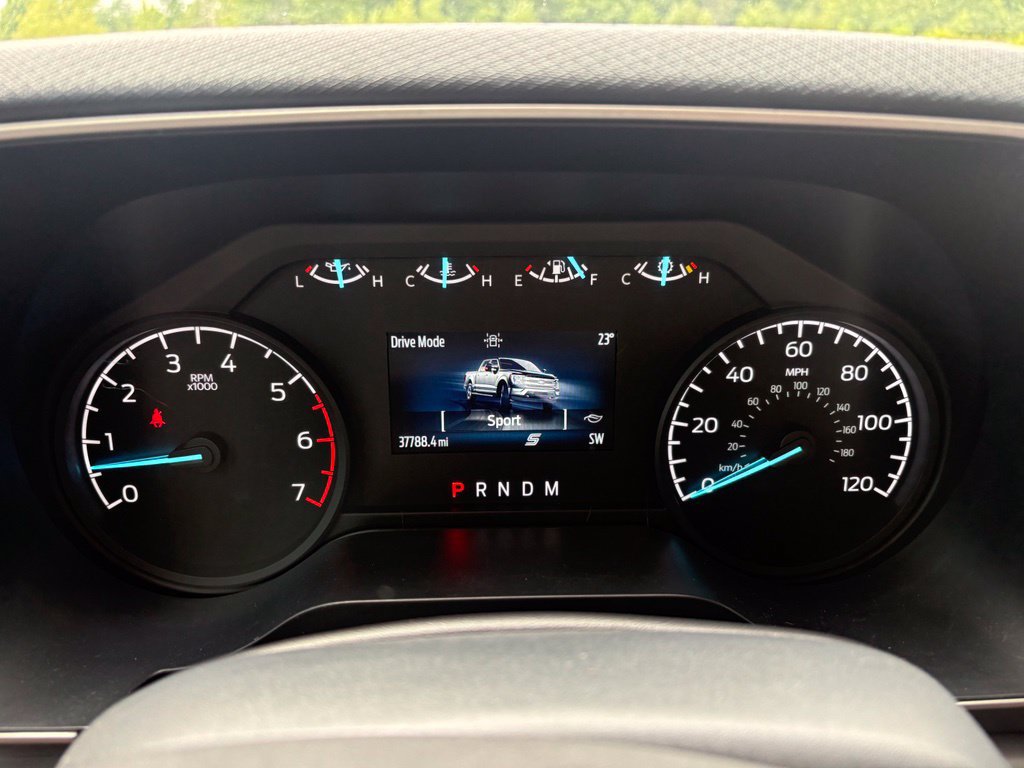 Used 2023 Ford F150 XLT AWD/4WD image 3