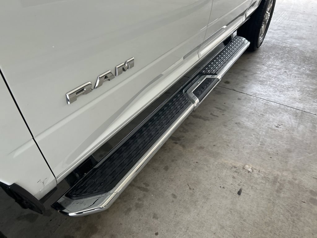 Certified 2024 RAM 2500 Big Horn AWD/4WD image 15
