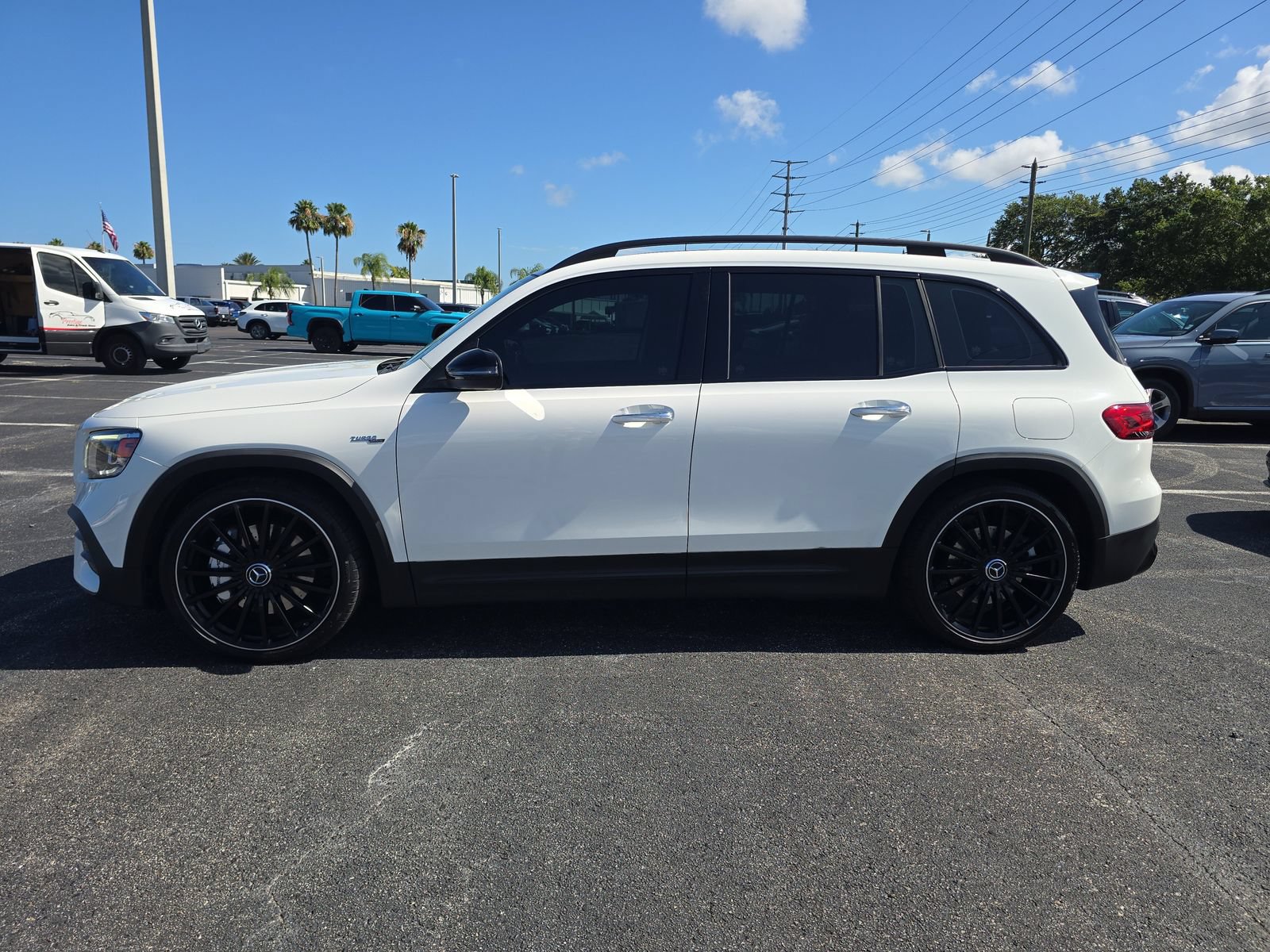 Used 2021 Mercedes-Benz GLB 35 AMG 4MATIC image 6