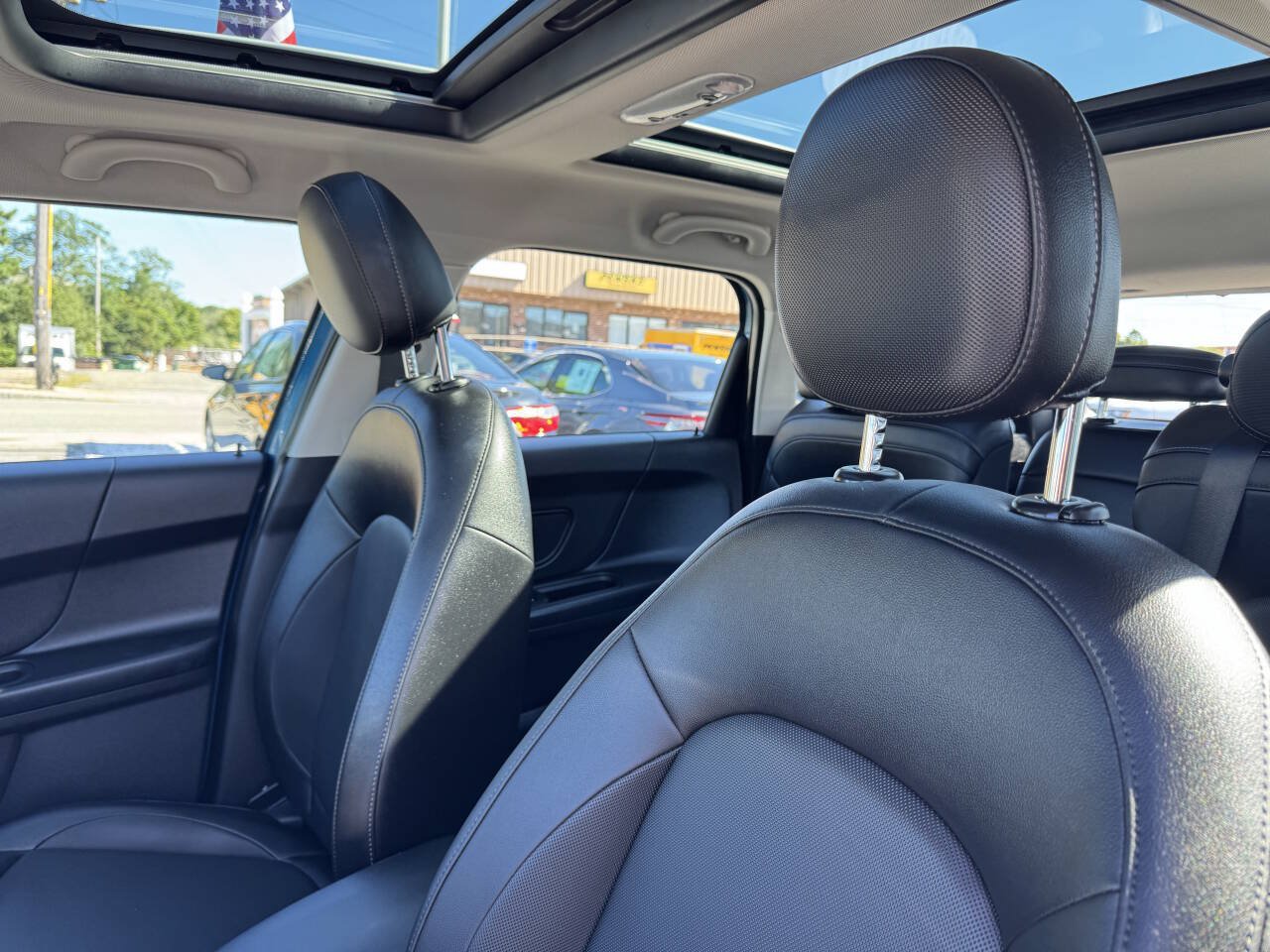 Used 2017 MINI Cooper Countryman ALL4 AWD/4WD image 14