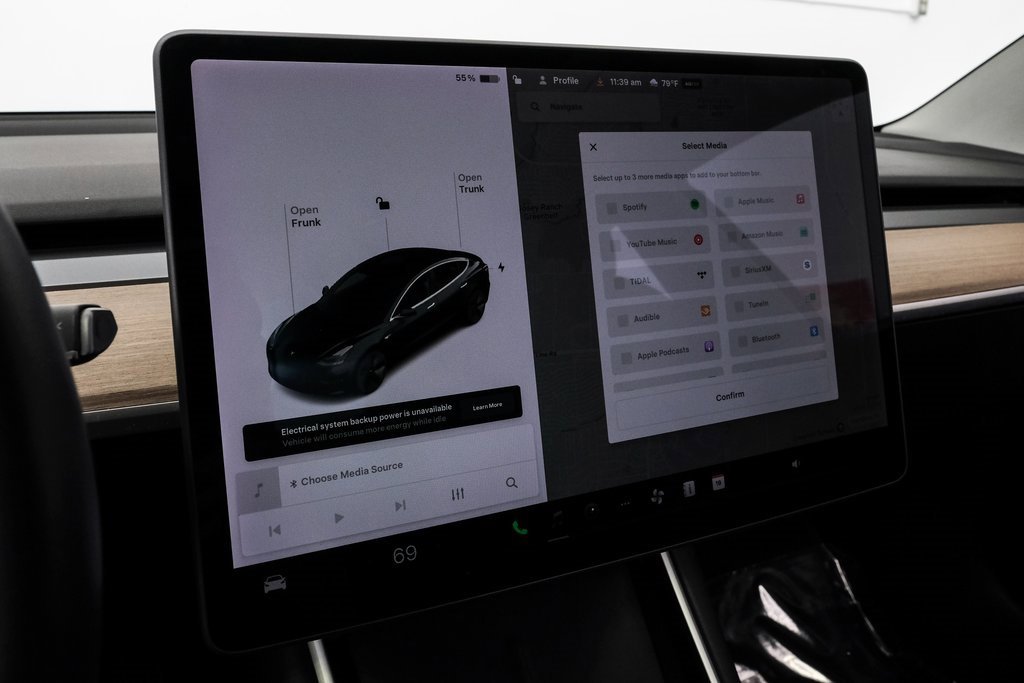 Used 2018 Tesla Model 3 Long Range image 28