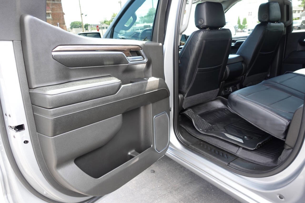 Used 2023 Chevrolet Silverado 1500 LT AWD/4WD image 20