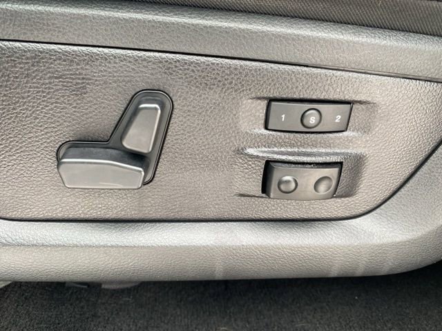 Used 2016 RAM 2500 Limited image 19