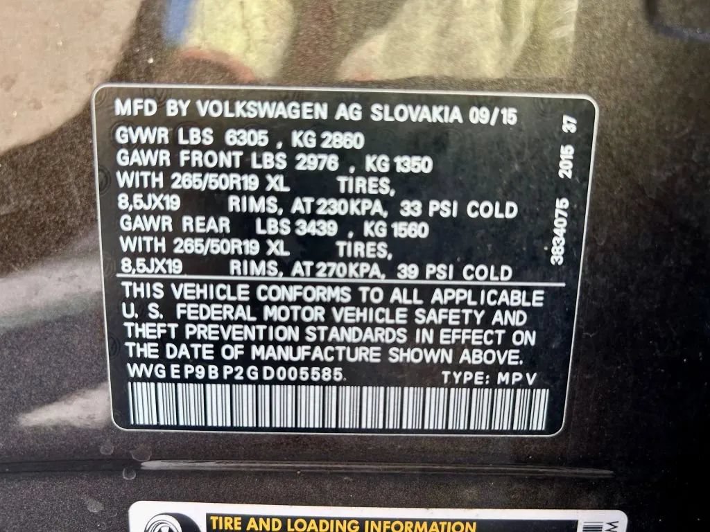 Used 2016 Volkswagen Touareg TDI AWD/4WD image 28