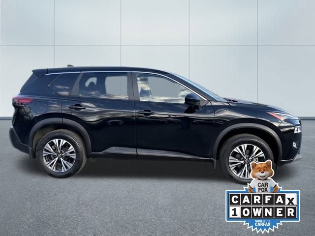 Certified 2023 Nissan Rogue SV image 3