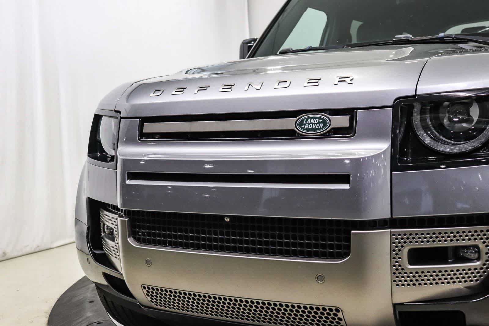 Used 2021 Land Rover Defender 110 X-Dynamic HSE AWD/4WD image 8